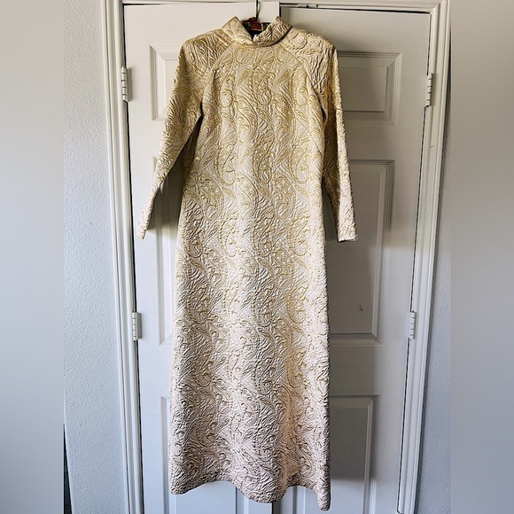 Dresses & Skirts - V I N T A G E   60s / 70s gold brocade dress